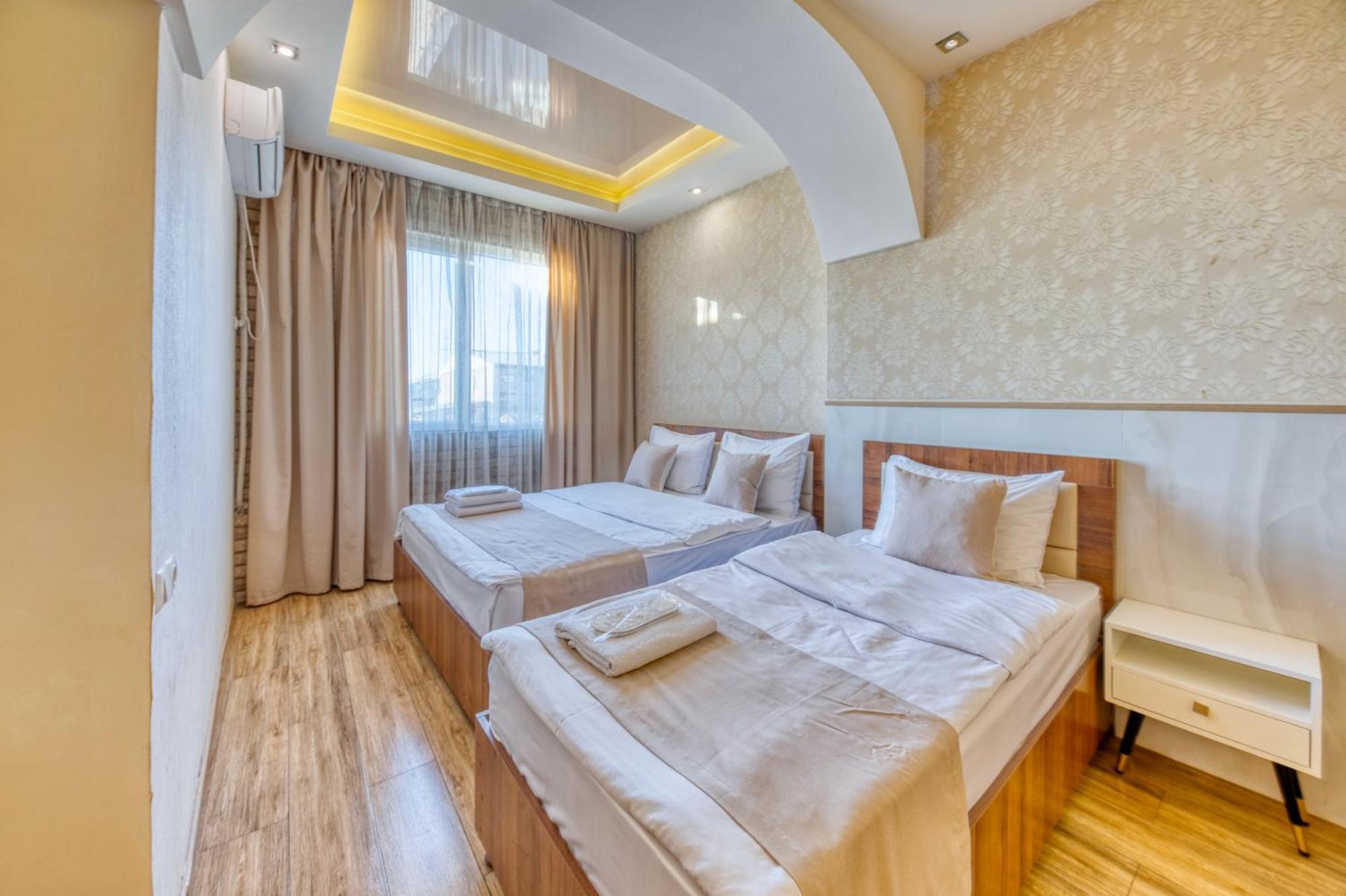 Aleppo Hotel Jerevan Eksteriør bilde