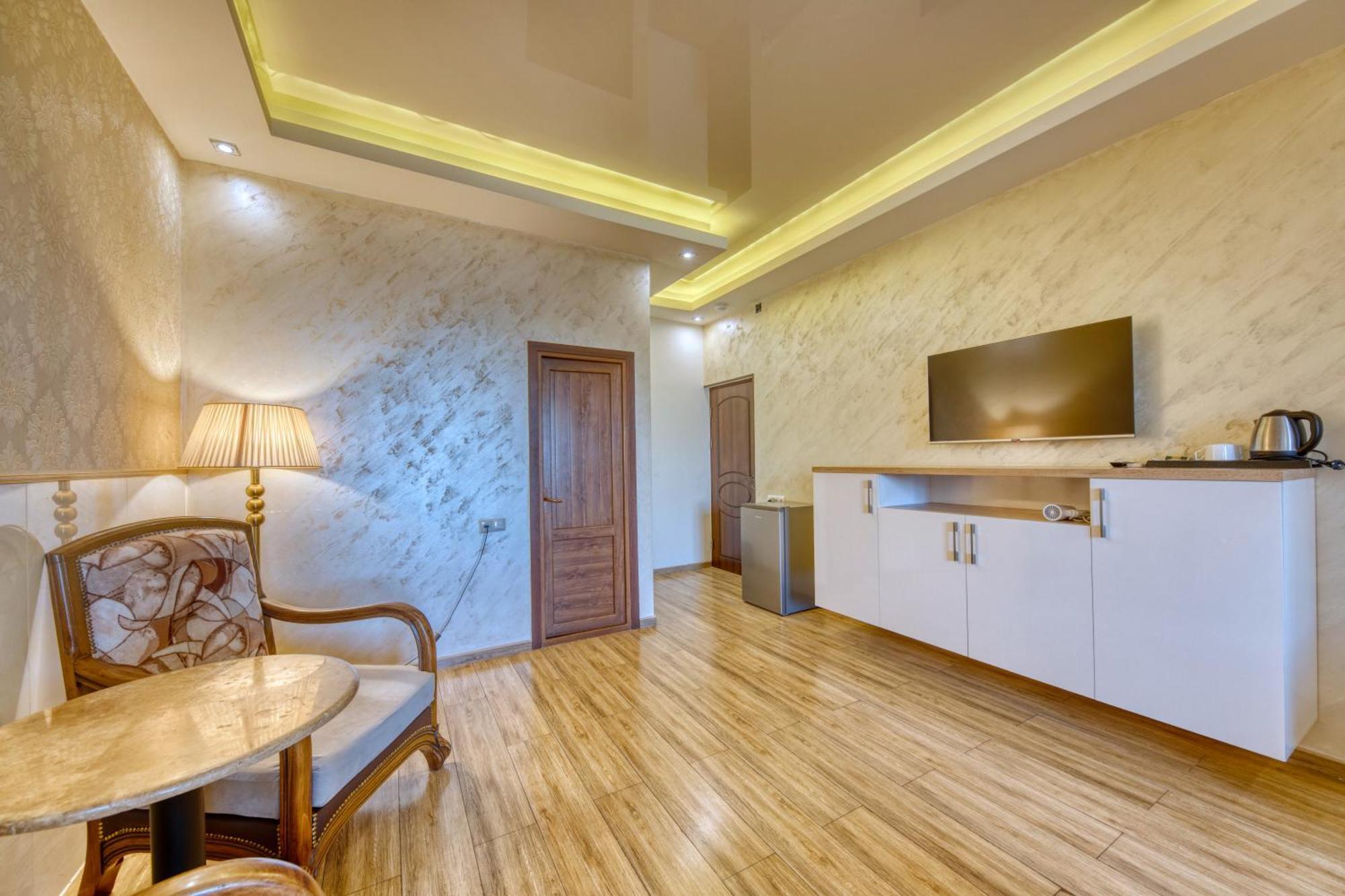 Aleppo Hotel Jerevan Eksteriør bilde