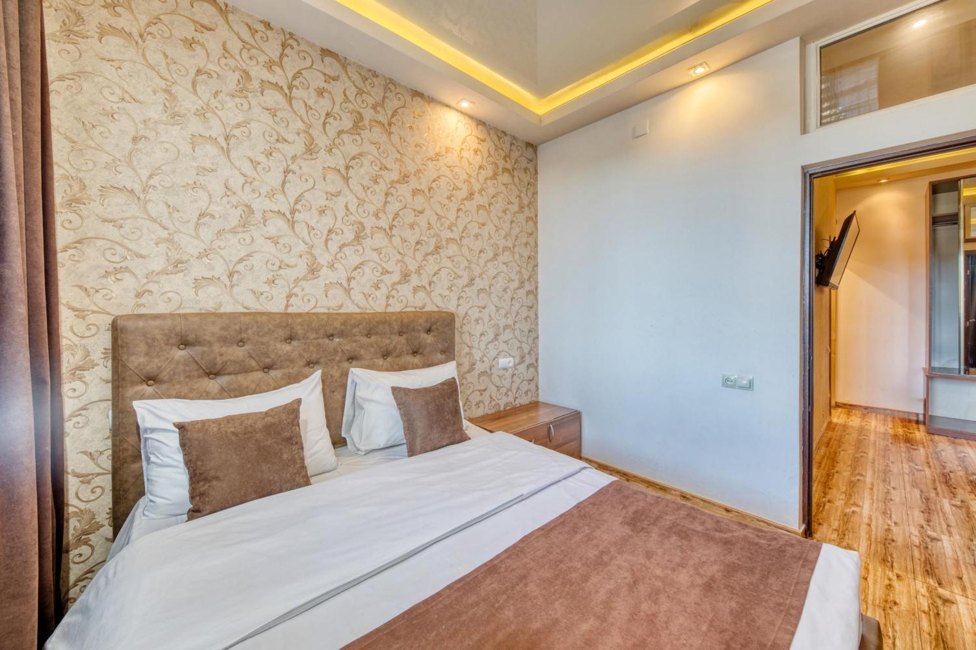Aleppo Hotel Jerevan Eksteriør bilde